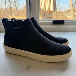 Rothy’s The Chelsea Boot Sneaker | Navy Blue | Women’s 9.5 | Slip-On High Top